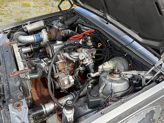 Volvo 740 20 of 25