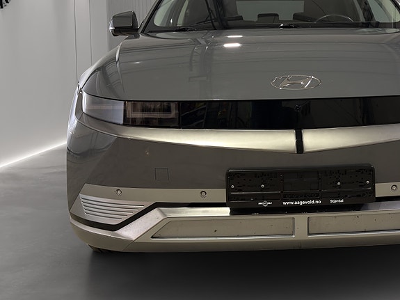 Hyundai Ioniq 5 4 of 5