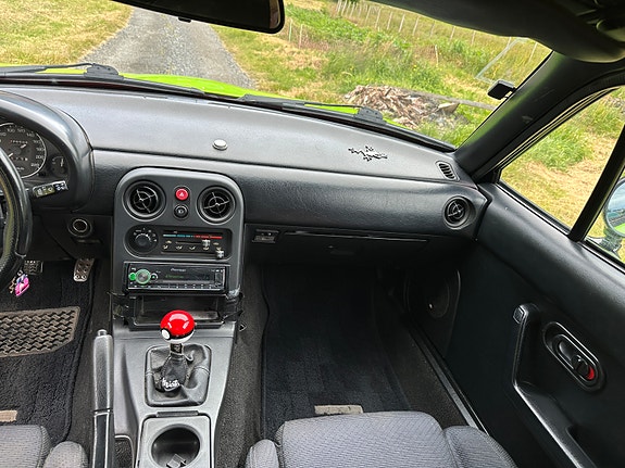 Mazda MX-5 20 of 21