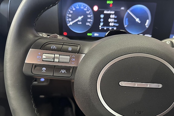 Hyundai Kona 16 of 26