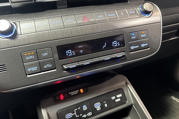 Hyundai Kona 15 of 26
