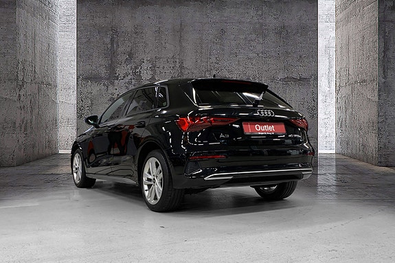 Audi A3 4 of 5