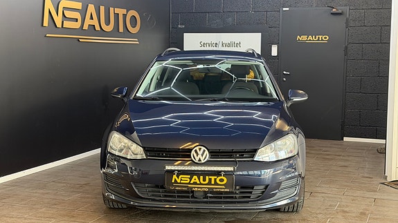 Volkswagen Golf VII 2 of 5