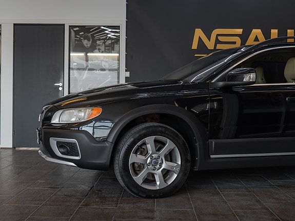 Volvo XC70 9 of 30