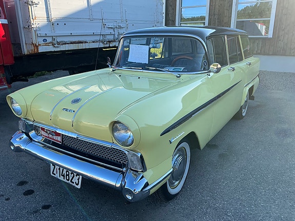 Vauxhall Victor 3 of 5
