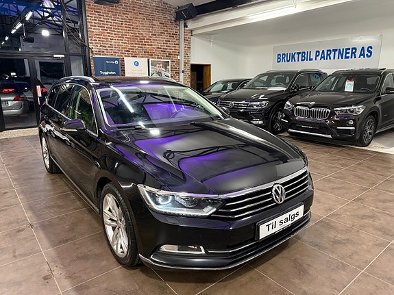 Volkswagen Passat 17 of 30
