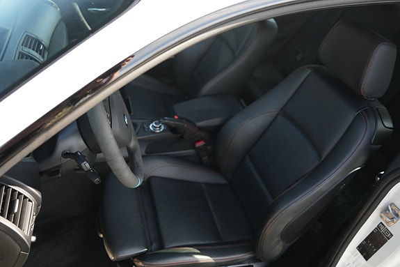 BMW 1M 16 of 30
