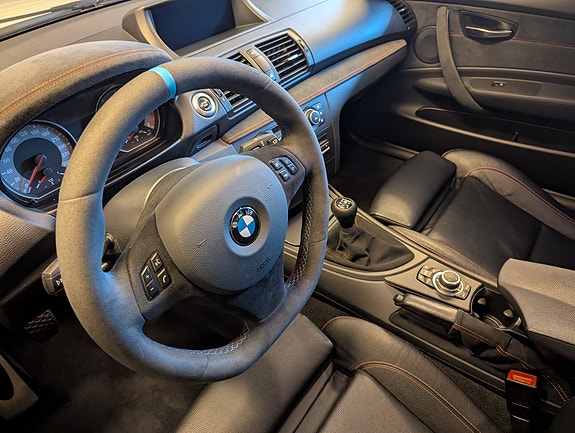 BMW 1M 30 of 30
