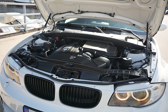 BMW 1M 9 of 30