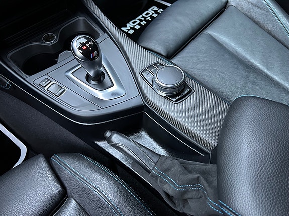 BMW M2 28 of 30