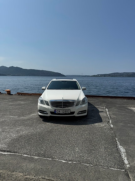 Mercedes-Benz E350 2 of 16