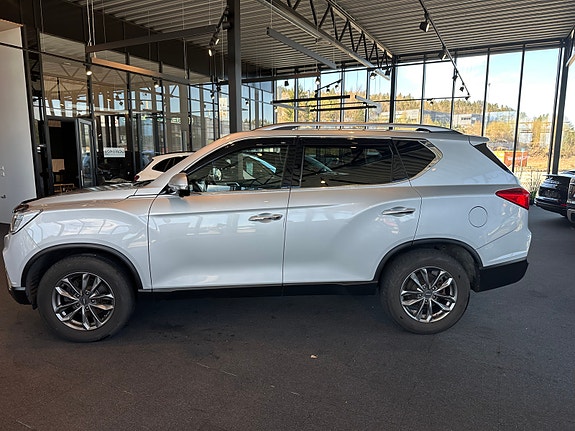 SsangYong Rexton 4 of 5