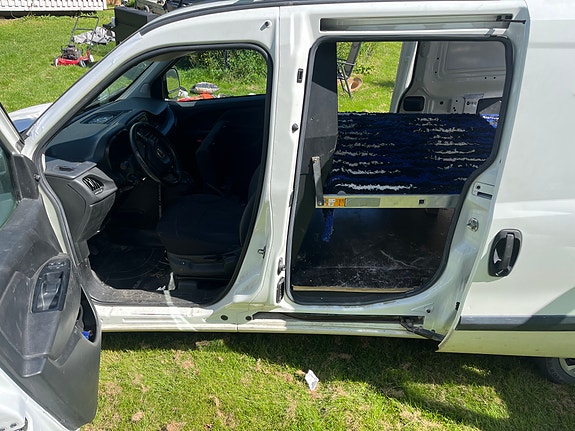 Fiat Doblo 4 of 5