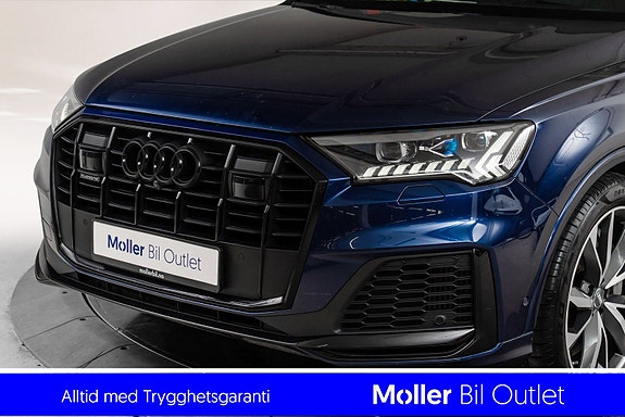 Audi Q7 2 of 5