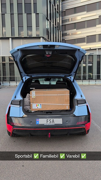 Hyundai Ioniq 5 2 of 9