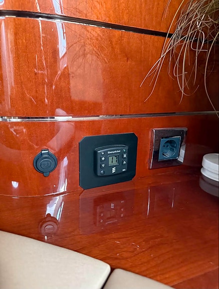 Velholdt 2002 Princess V50 18 of 30