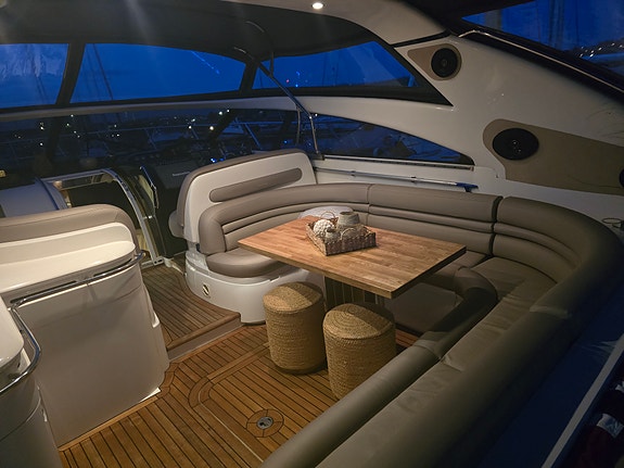 Velholdt 2002 Princess V50 6 of 30