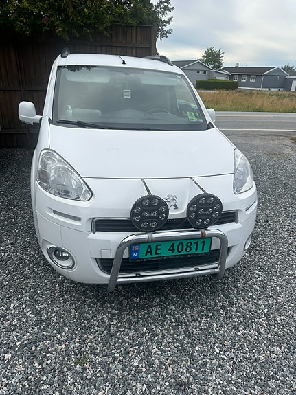 Peugeot Partner 2 of 5