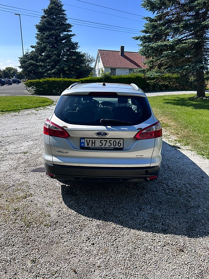 Ford Focus 4 of 8