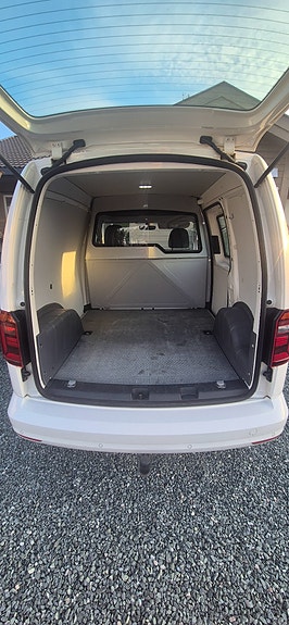 Volkswagen Caddy 5 of 5