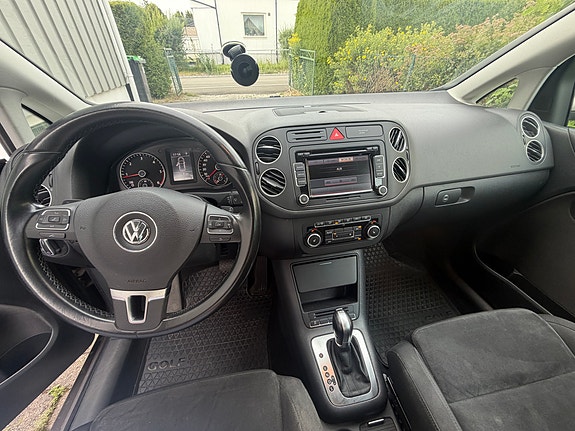 Volkswagen Golf Plus 18 of 30
