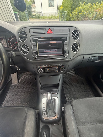Volkswagen Golf Plus 19 of 30