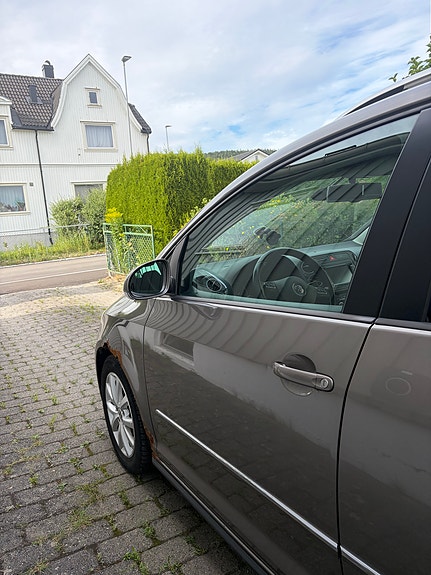 Volkswagen Golf Plus 4 of 30
