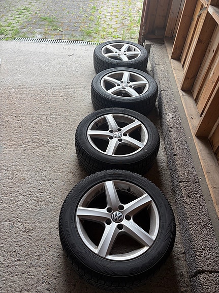 Volkswagen Golf Plus 22 of 30