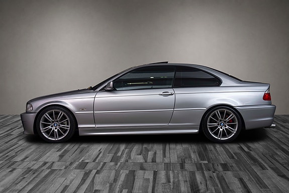 BMW 330Ci 2 of 21