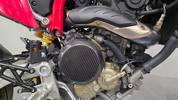 Ducati Hypermotard 698 Mono 5 of 10