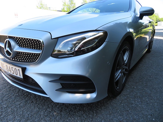 Mercedes-Benz E220 10 of 30