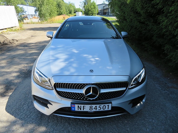 Mercedes-Benz E220 9 of 30
