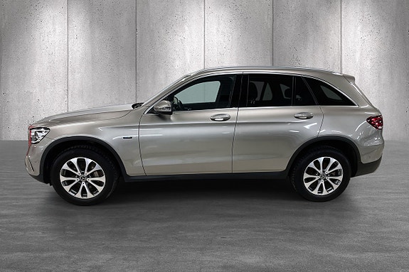 Mercedes-Benz GLC300 e 5 of 22