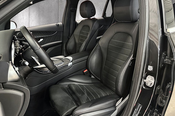 Mercedes-Benz GLC300 e 19 of 20