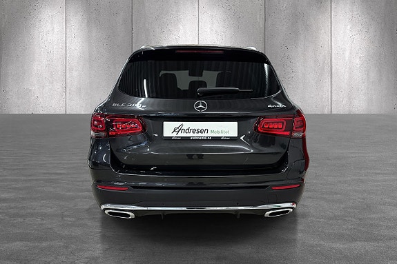Mercedes-Benz GLC300 e 6 of 20