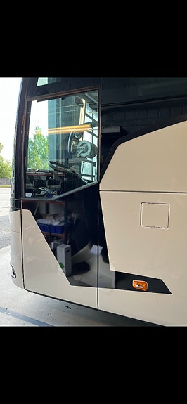 Mercedes-Benz Tourismo 4 of 5