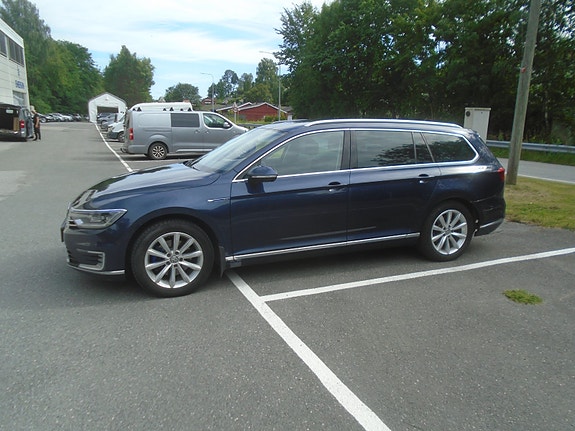 Volkswagen Passat 5 of 5
