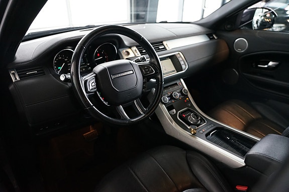 Land Rover Range Rover Evoque 11 of 16