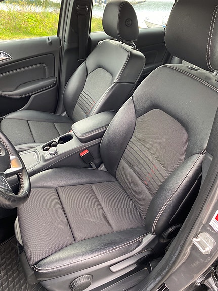 Mercedes-Benz B180 7 of 18
