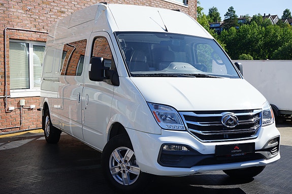 Maxus ev80 4 of 5