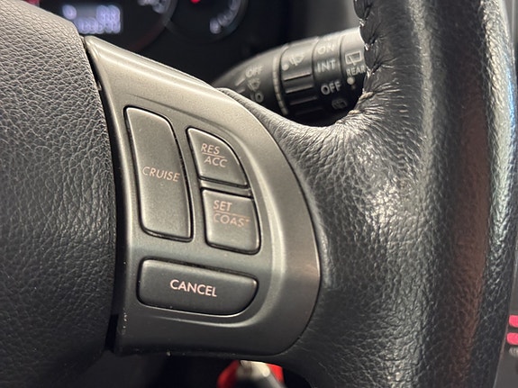 Subaru Legacy 14 of 19