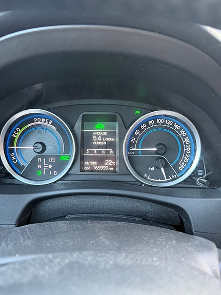 Toyota Auris 8 of 13