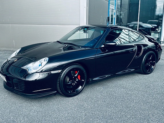 Porsche 911 Turbo 3 of 5