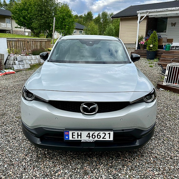 Mazda MX-30 2 of 5