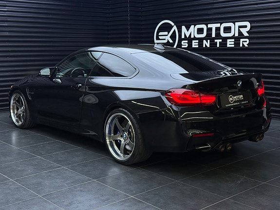 BMW M4 11 of 30