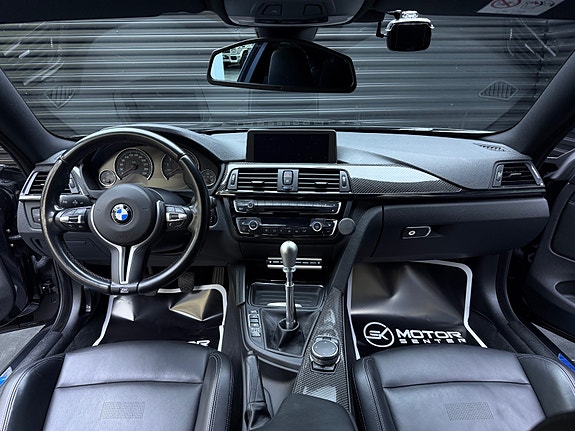 BMW M4 18 of 30