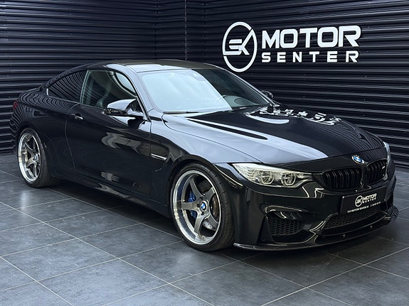 BMW M4 3 of 30