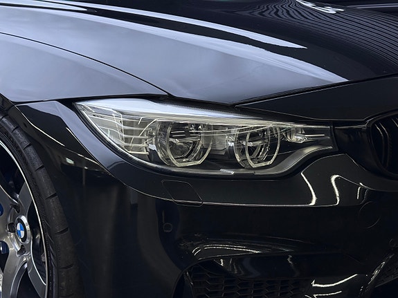 BMW M4 6 of 30