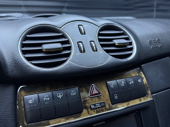 Mercedes-Benz CLK350 17 of 30