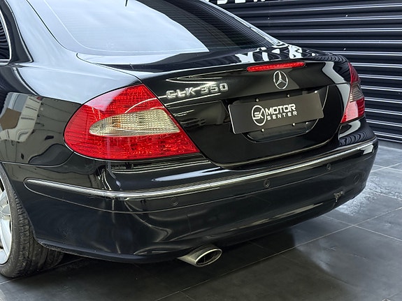 Mercedes-Benz CLK350 6 of 30